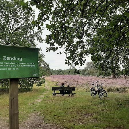 Вилла Comfortabel Tot Rust Komen In Het Veluwse Bos Оттерло Экстерьер фото